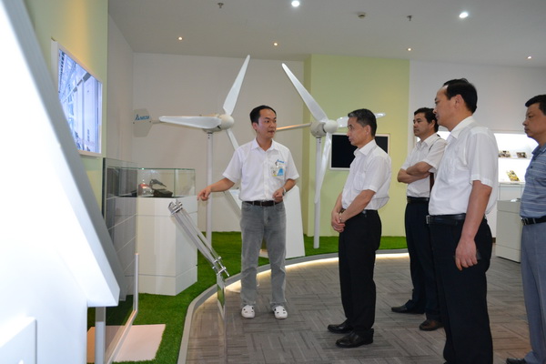 学校与芜湖经济技术开发区签订合作协议-安徽